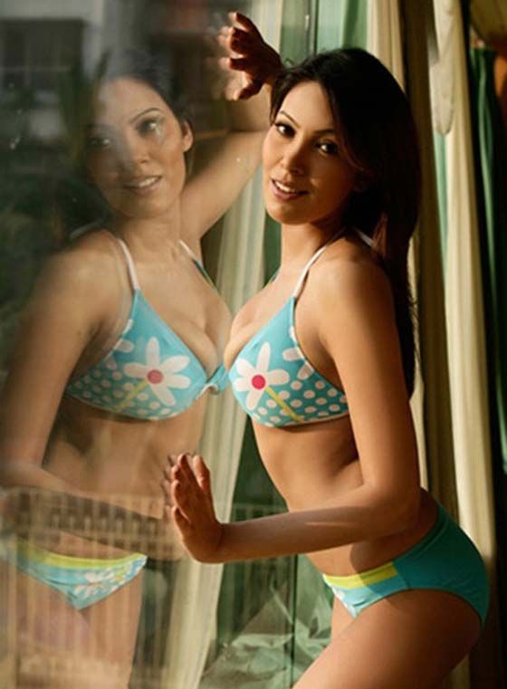 Munmun Dutta (Babita Ji) Hot Photos, Bikini Images – Navel Cleavage Show –  