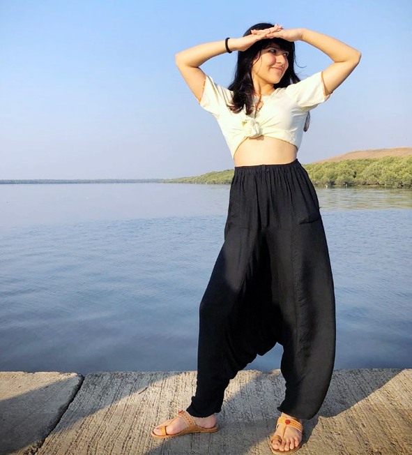 Nidhi Bhanusali Hot bikini Navel Images