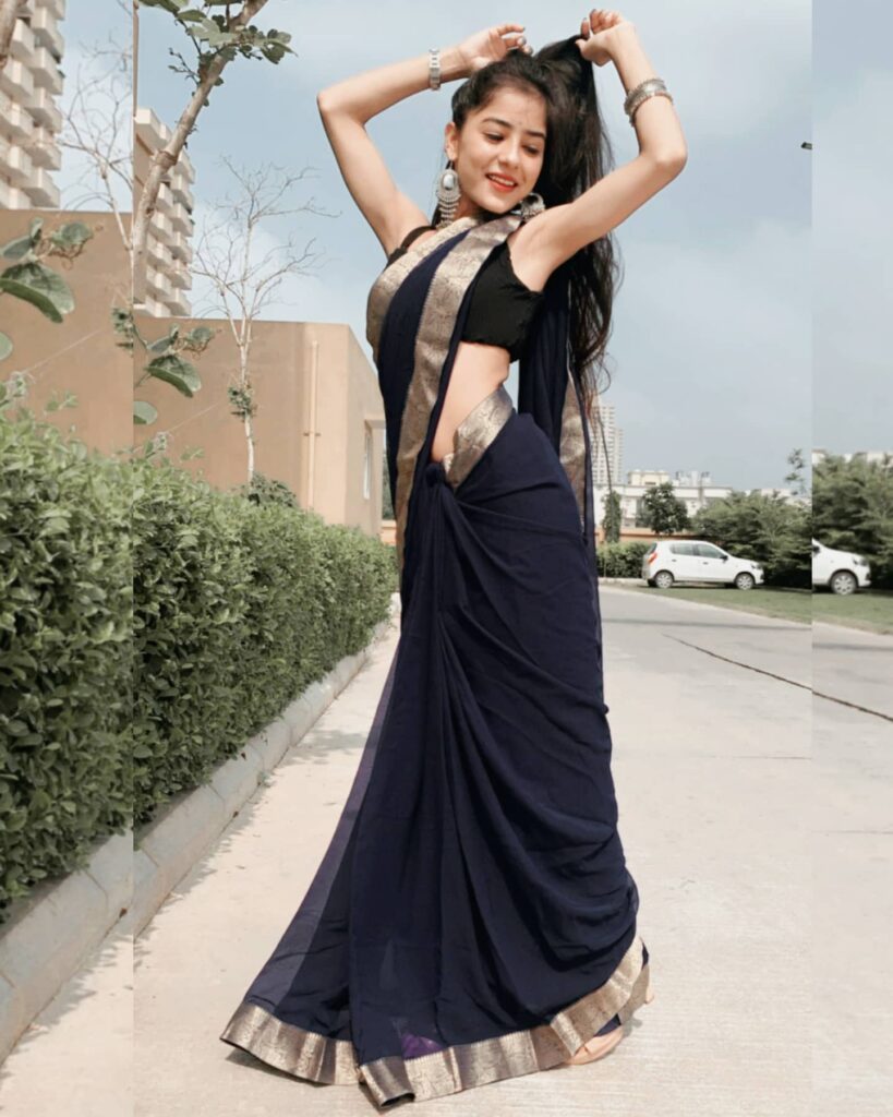 Anju Mor Dancer Images