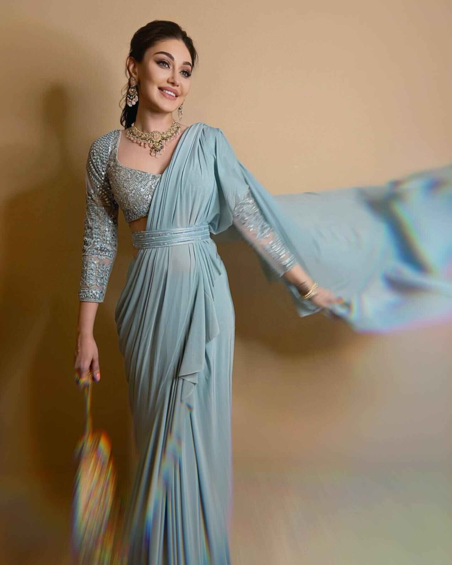Shefali Jariwala Hot Photos Beautiful Wallpaper HD Pics New Images