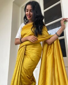 Anikha Surendran Hot Photos Pics New Images & Wallpapers