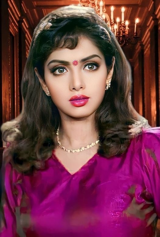 Sridevi (Bollywood Actresses) Photos, Beautiful Wallpaper HD, Pics, New Images, Hot in Saree, 4 K Wallpaper